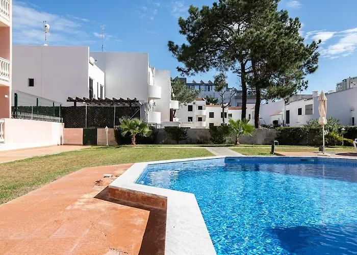 Parque Dos Reis 4 A *