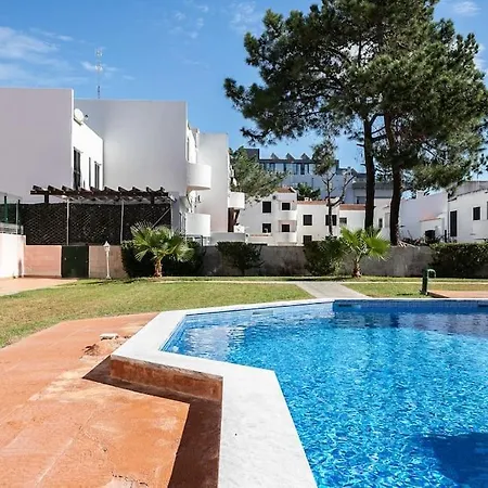 Parque Dos Reis 4 A *